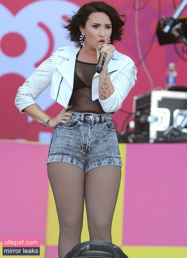 Latest Leaks Demi Lovato Nude #79 - Fapello
