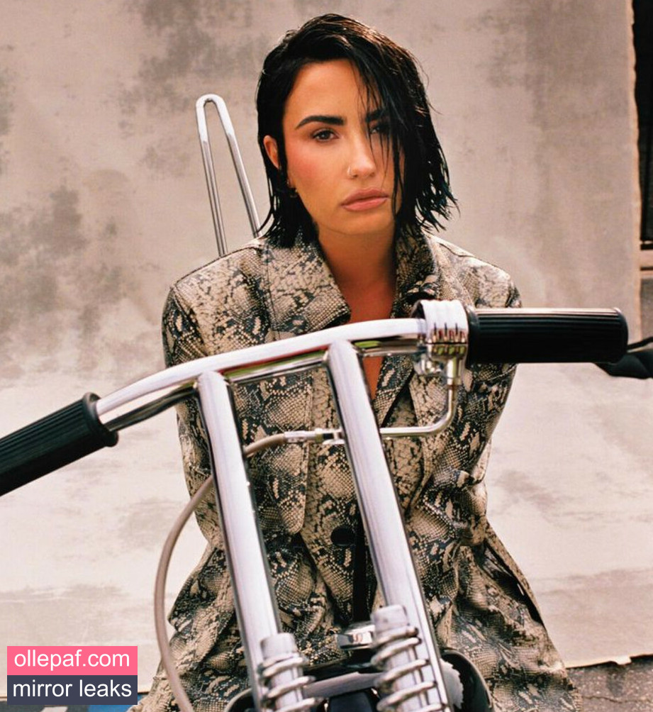 Latest Leaks Demi Lovato Nude #787 - Fapello