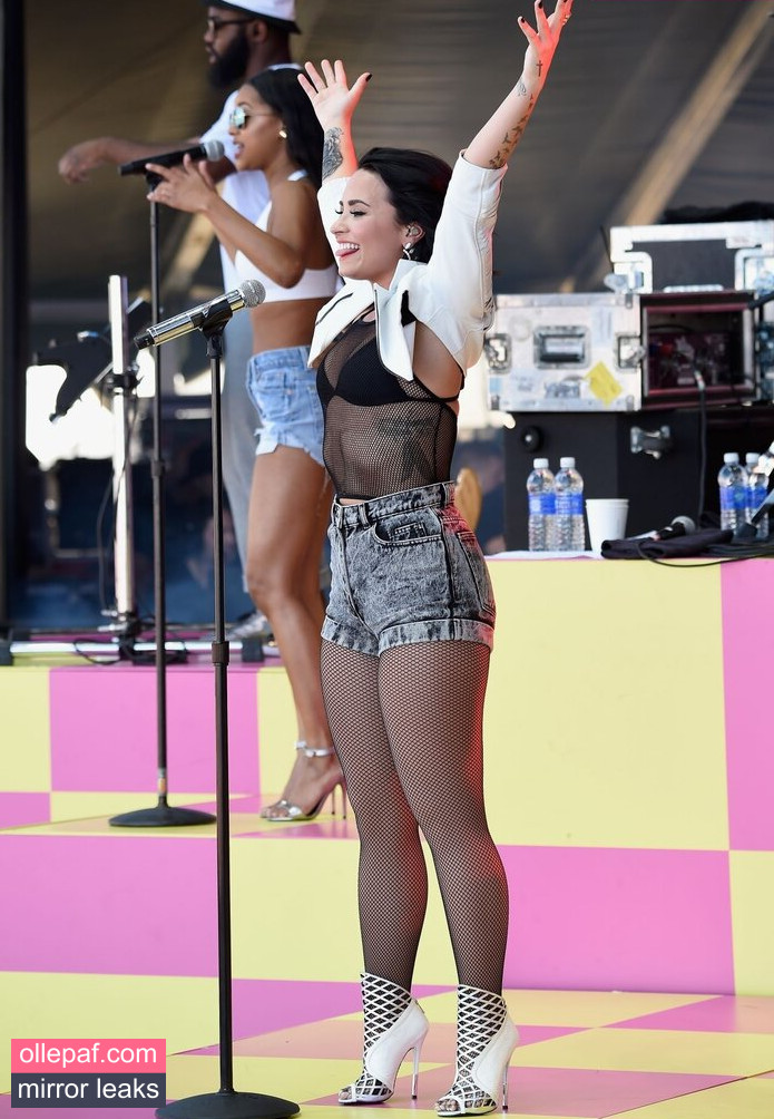 Latest Leaks Demi Lovato Nude #88 - Fapello