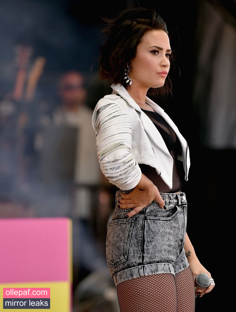 Latest Leaks Demi Lovato Nude #92 - Fapello