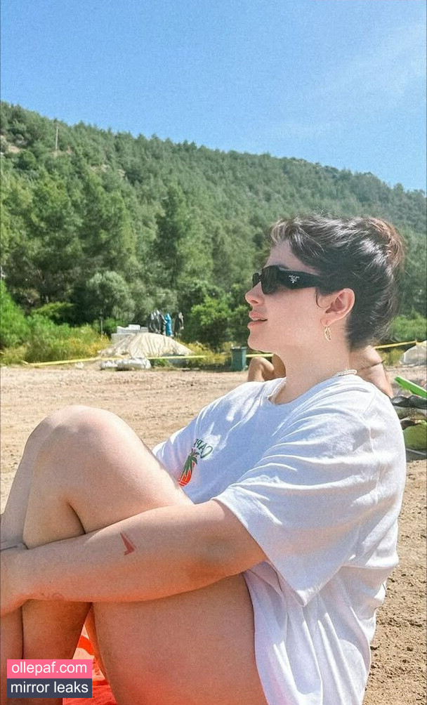 Latest Leaks Deniz Bağdaş Nude #6 - Fapello