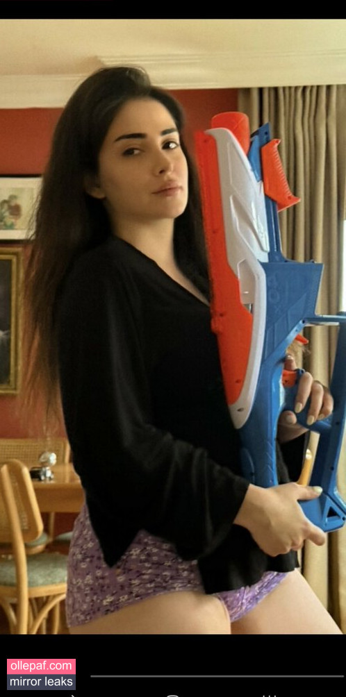 Latest Leaks Deniz Bağdaş Nude #7 - Fapello