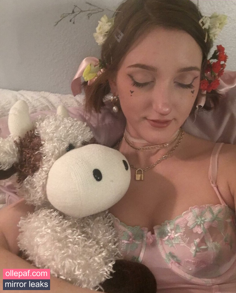 Latest Leaks docilemoth Nude #24 - Fapello