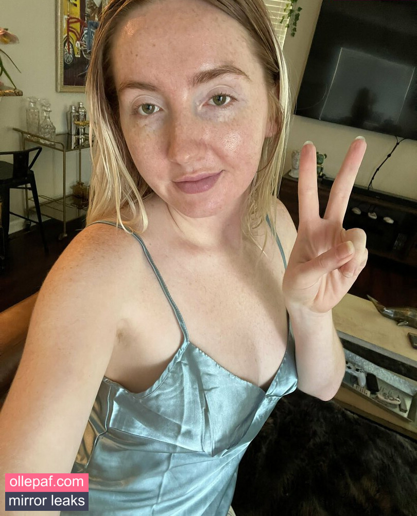 Latest Leaks Eevee Bee Nude #301 - Fapello