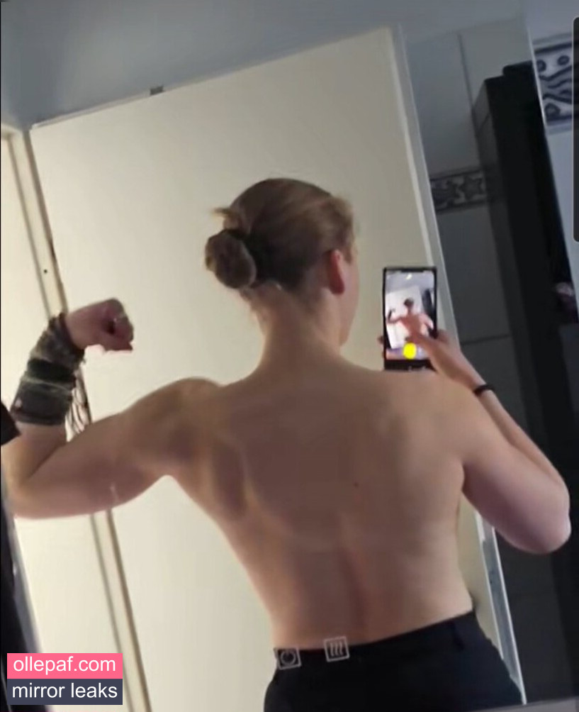 Latest Leaks einfachnurchristiinaa Nude #4 - Fapello
