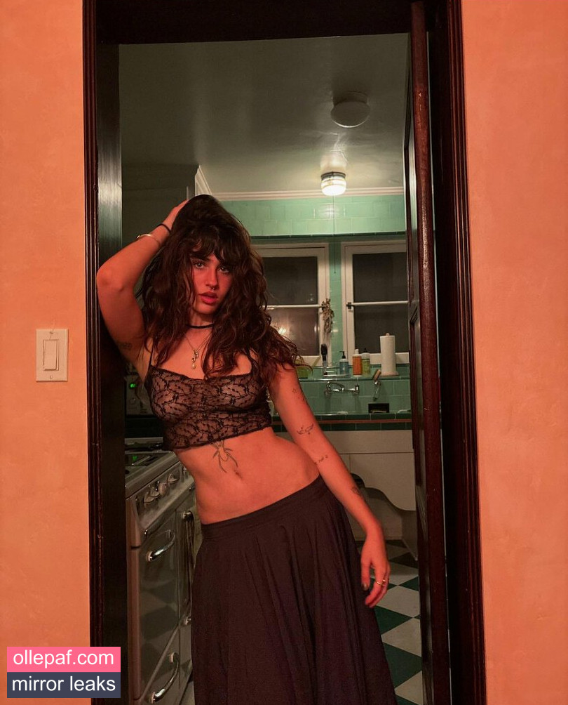 Latest Leaks eisleybean Nude #3 - Fapello