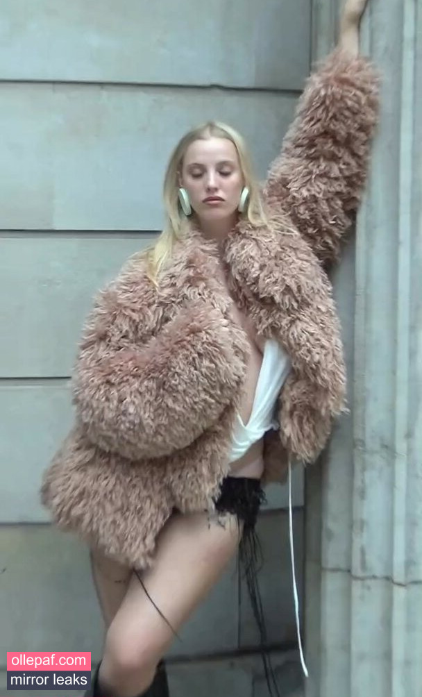 Latest Leaks Eliza Goldsmith Nude #24 - Fapello