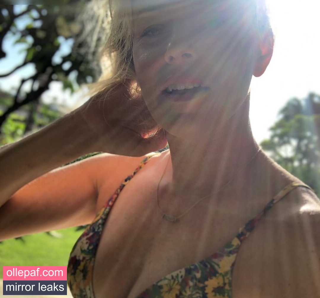 Latest Leaks Elizabeth Banks Nude #139 - Fapello