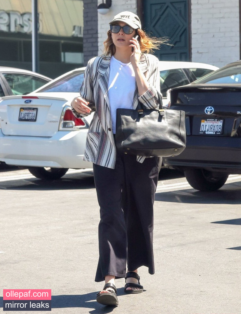 Latest Leaks Elizabeth Olsen Nude #1292 - Fapello