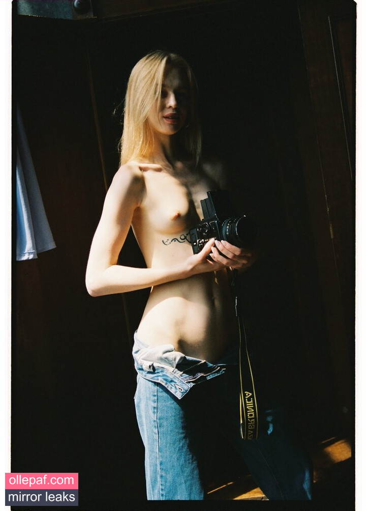 Latest Leaks Elloise Nude #10 - Fapello