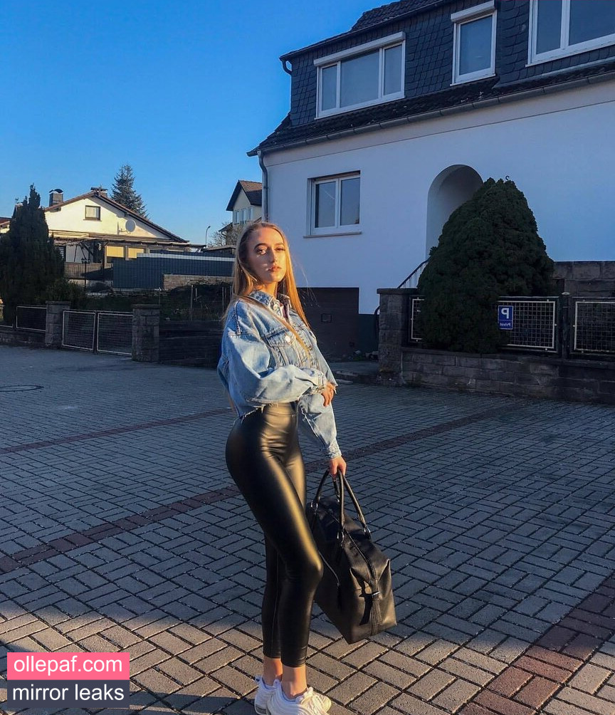 Latest Leaks emelie.amber Nude #18 - Fapello