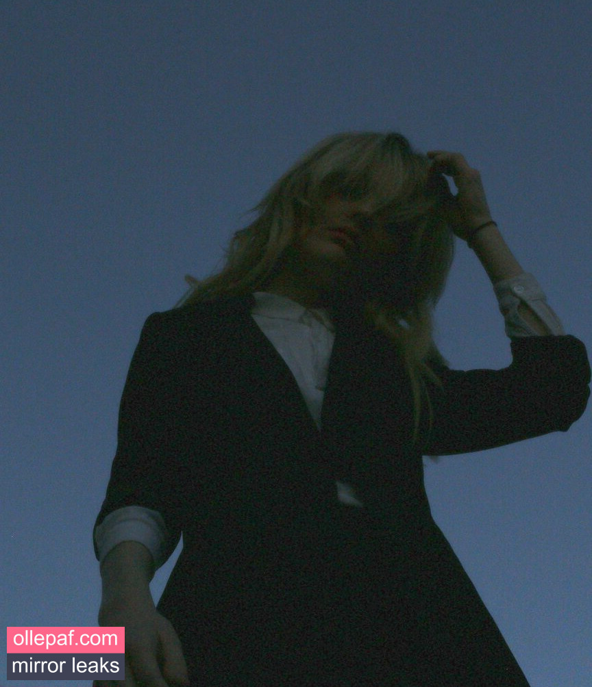 Latest Leaks Emily Alyn Lind Nude #9 - Fapello