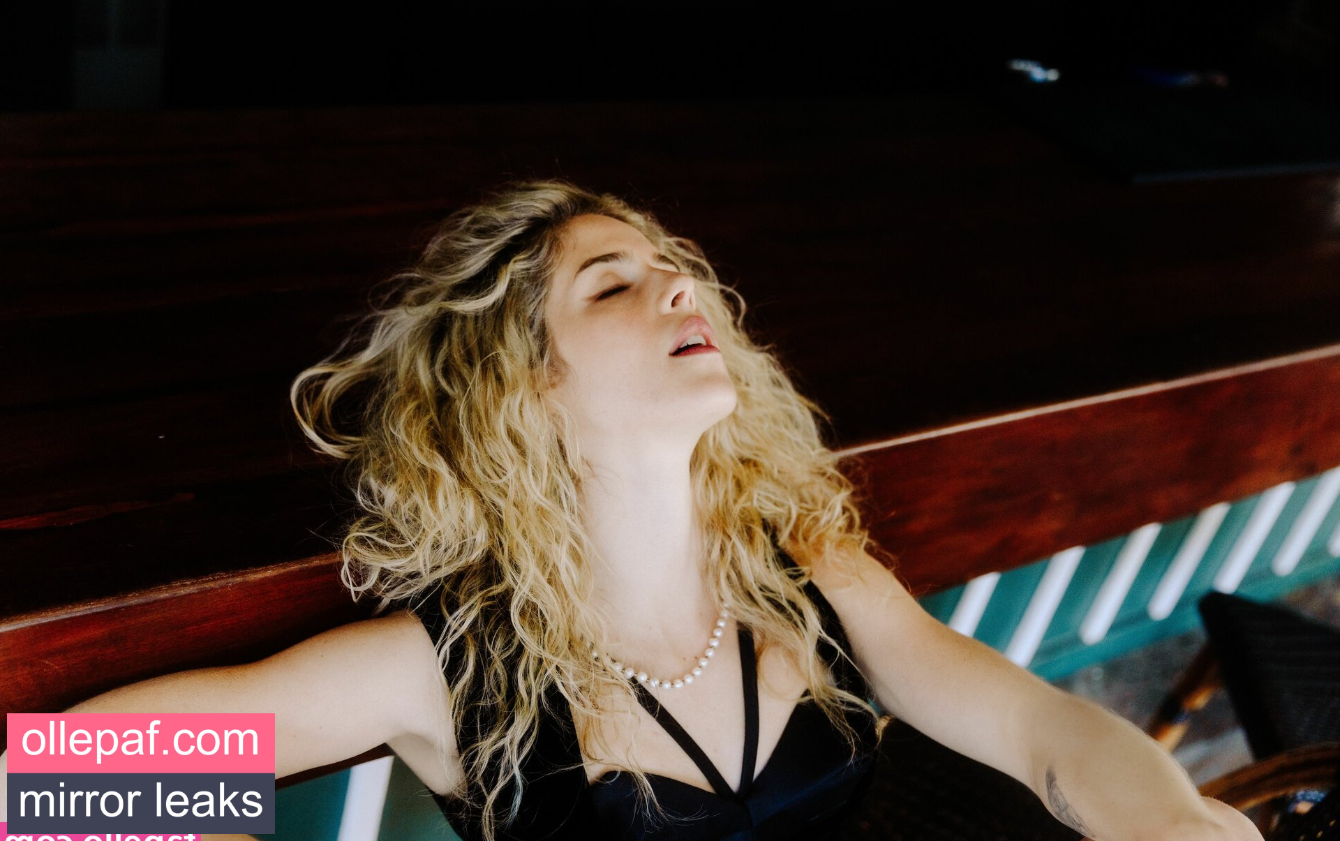 Latest Leaks Emily Bett Rickards Nude #13 - Fapello