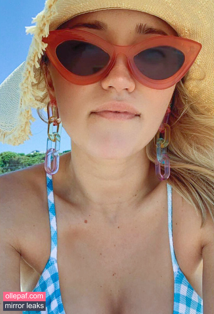 Emily Osment Nude Leaks OnlyFans #134 - Fapello