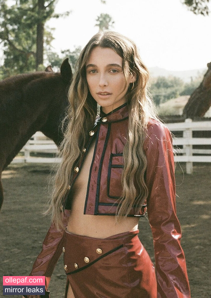Latest Leaks Emma Chamberlain Nude #78 - Fapello