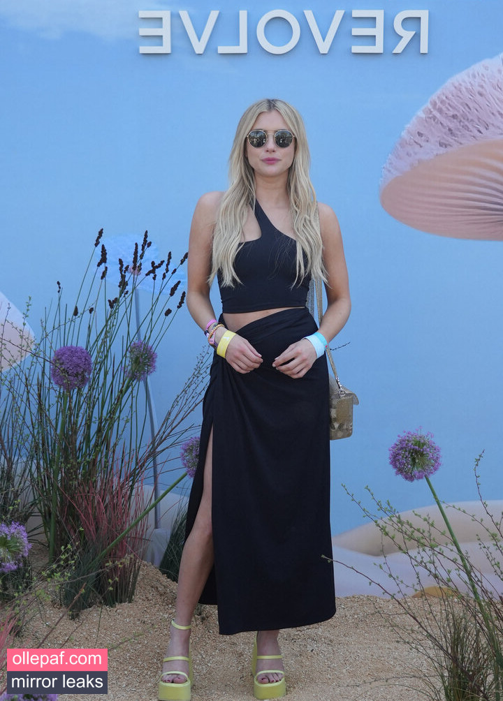 Latest Leaks Emma Roberts Nude #1015 - Fapello