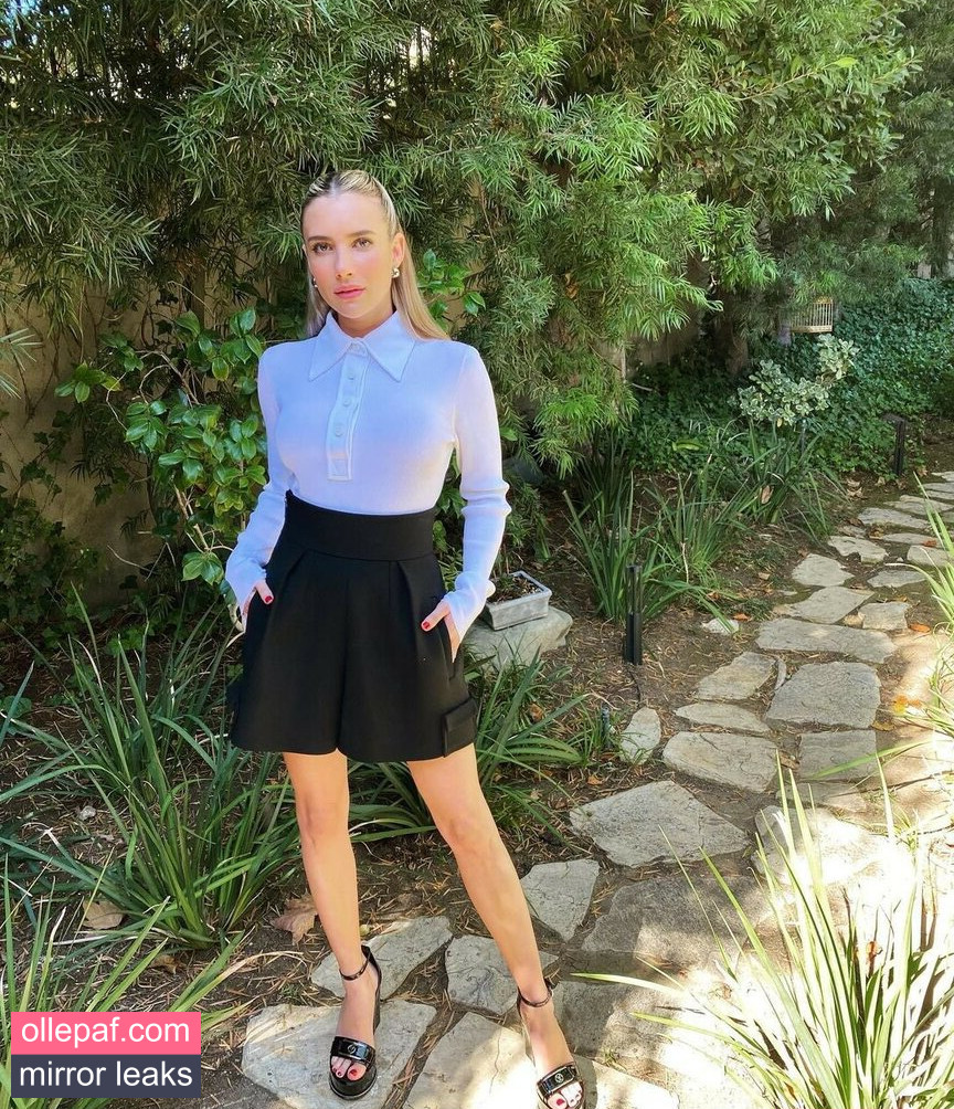 Latest Leaks Emma Roberts Nude #1081 - Fapello