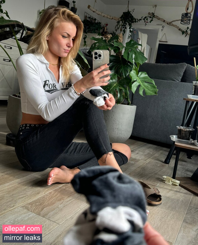 Latest Leaks Emmysfeetandsocks Nude #357 - Fapello