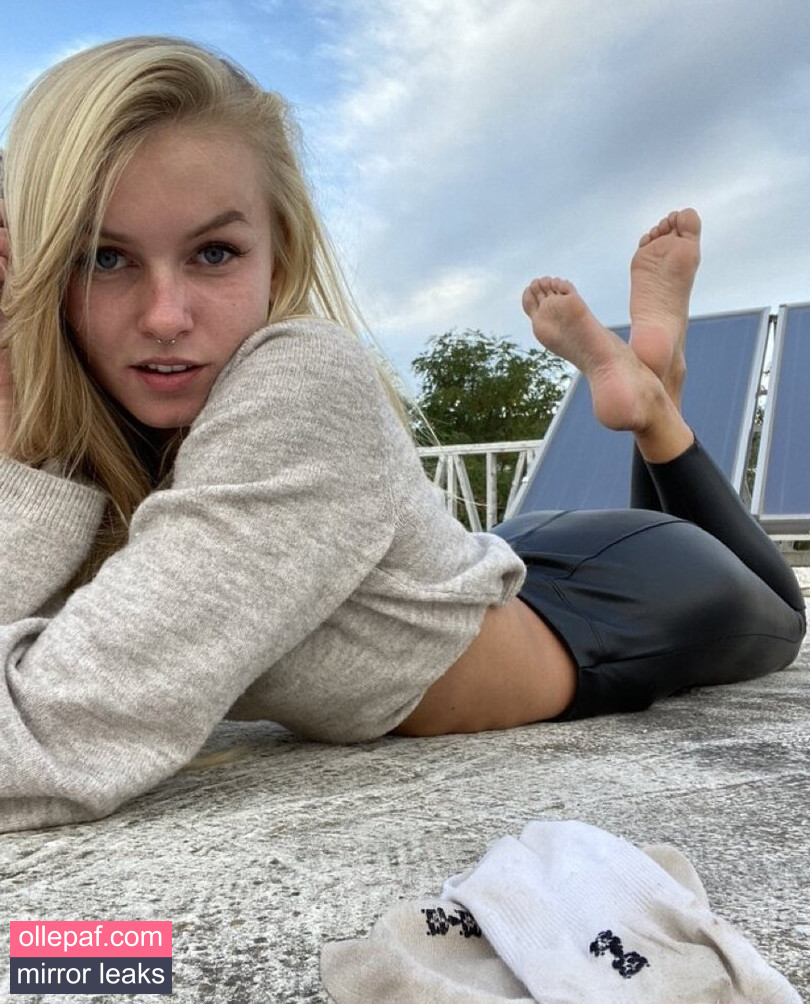 Latest Leaks Emmysfeetandsocks Nude #554 - Fapello