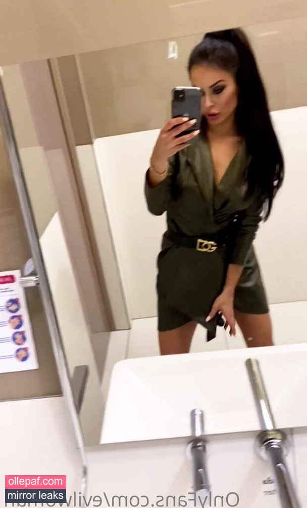 Latest Leaks Evil Woman Nude #4 - Fapello