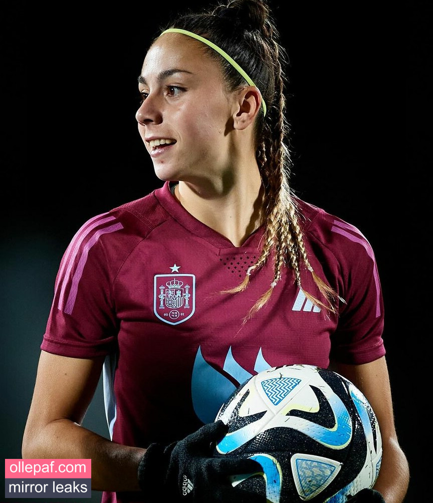 Latest Leaks Female Football Nude #147 - Fapello