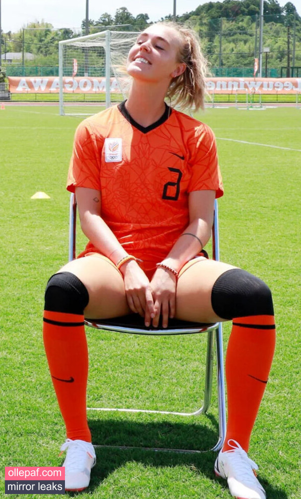Latest Leaks Female Football Nude #223 - Fapello
