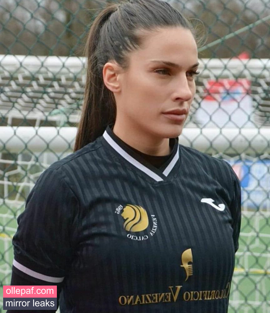 Latest Leaks Female Football Nude #10 - Fapello
