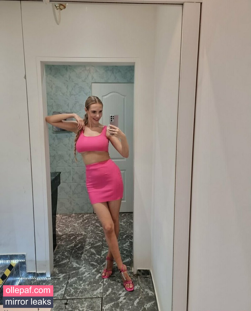 Latest Leaks Florane Russell Nude #219 - Fapello