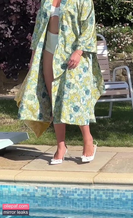Latest Leaks Florence Pugh Nude #138 - Fapello