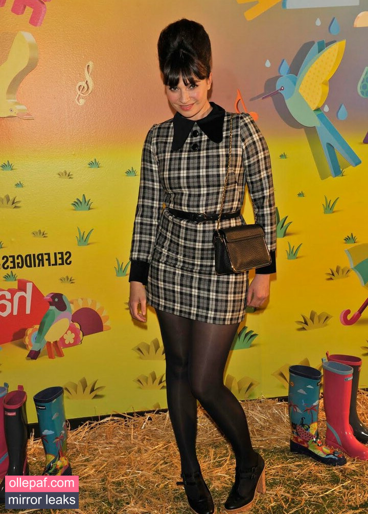 Latest Leaks Gizzi Erskine Nude #212 - Fapello