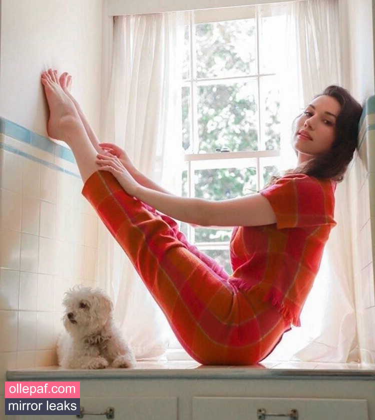 Latest Leaks Grace Caroline Currey Nude #156 - Fapello