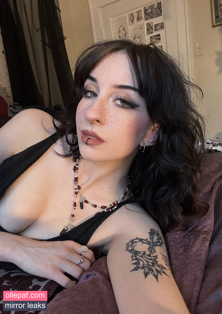 Latest Leaks graveghostie Nude #113 - Fapello