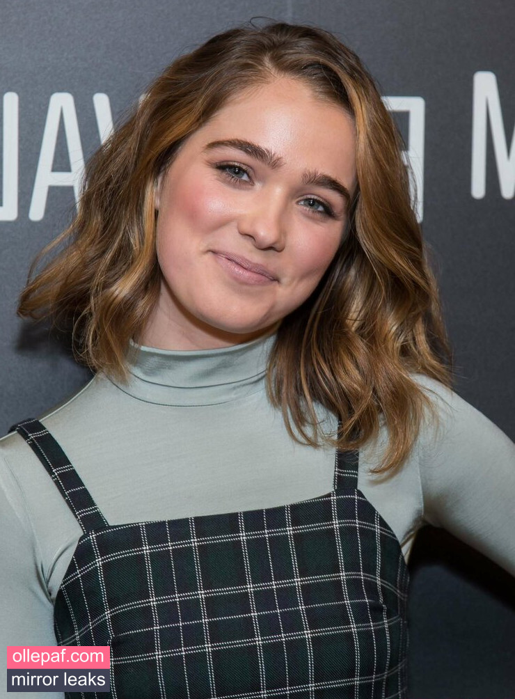 Haley Lu Richardson Nude Leaks OnlyFans #29 - Fapello