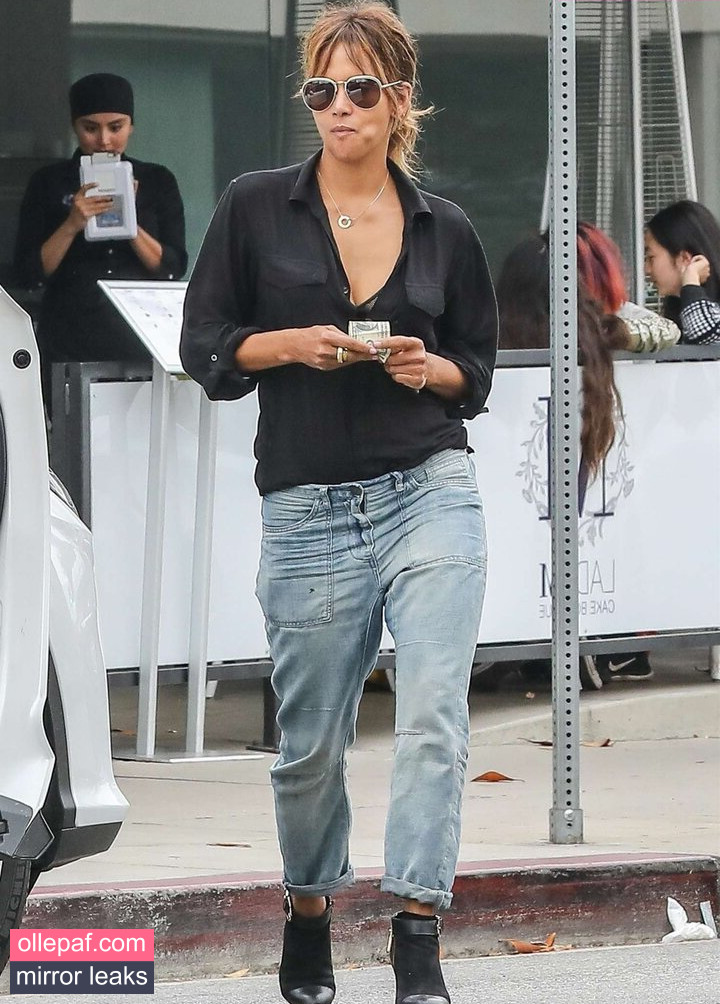Latest Leaks Halle Berry Nude #350 - Fapello