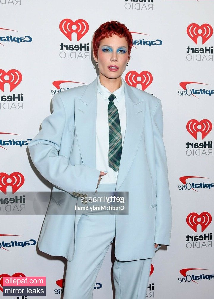 Latest Leaks Halsey Nude #103 - Fapello
