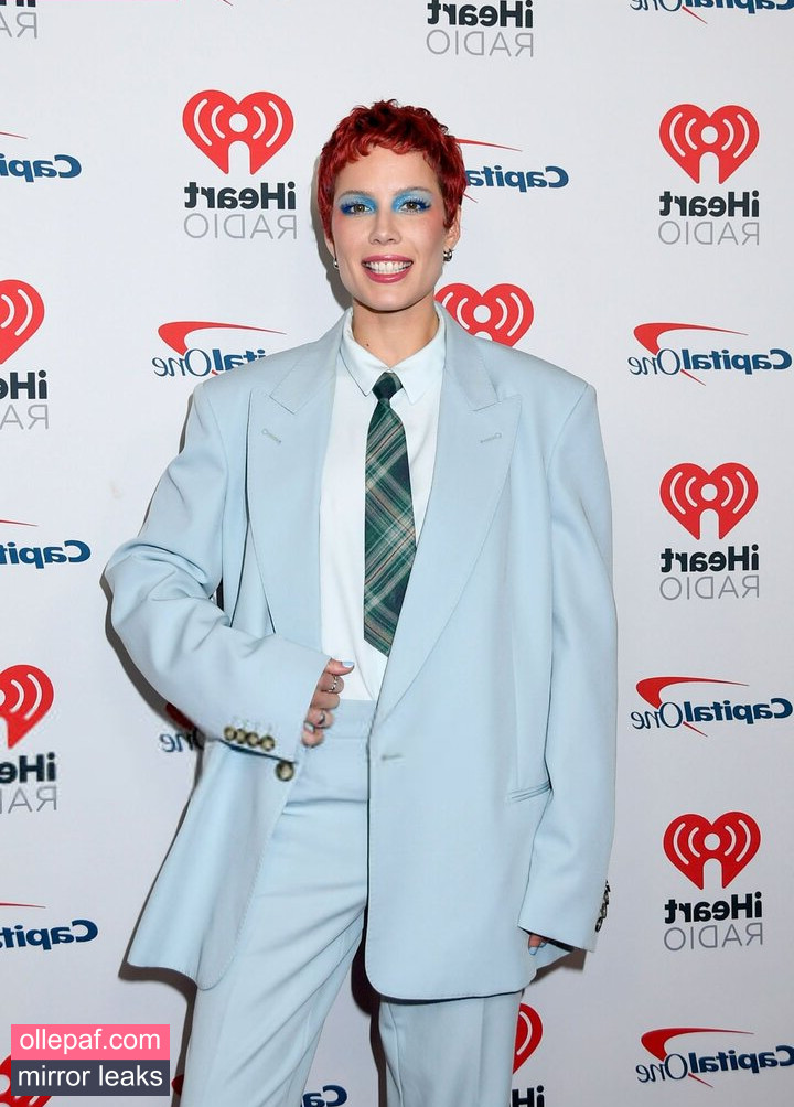 Latest Leaks Halsey Nude #111 - Fapello