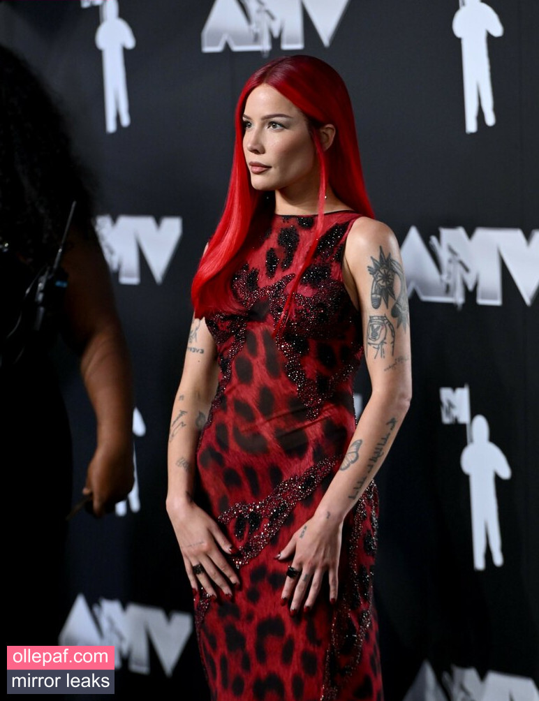 Latest Leaks Halsey Nude #136 - Fapello