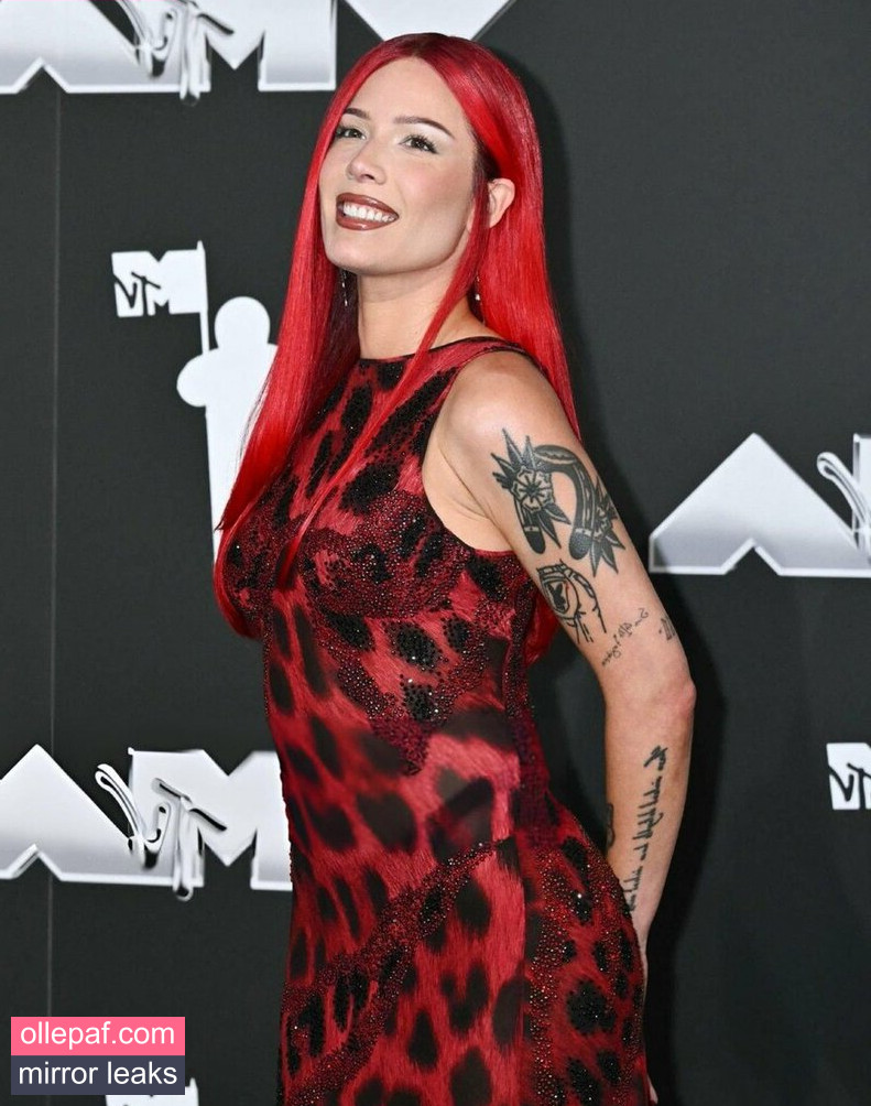 Latest Leaks Halsey Nude #149 - Fapello