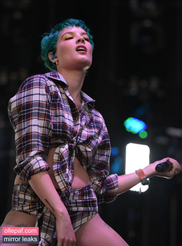 Latest Leaks Halsey Nude #367 - Fapello