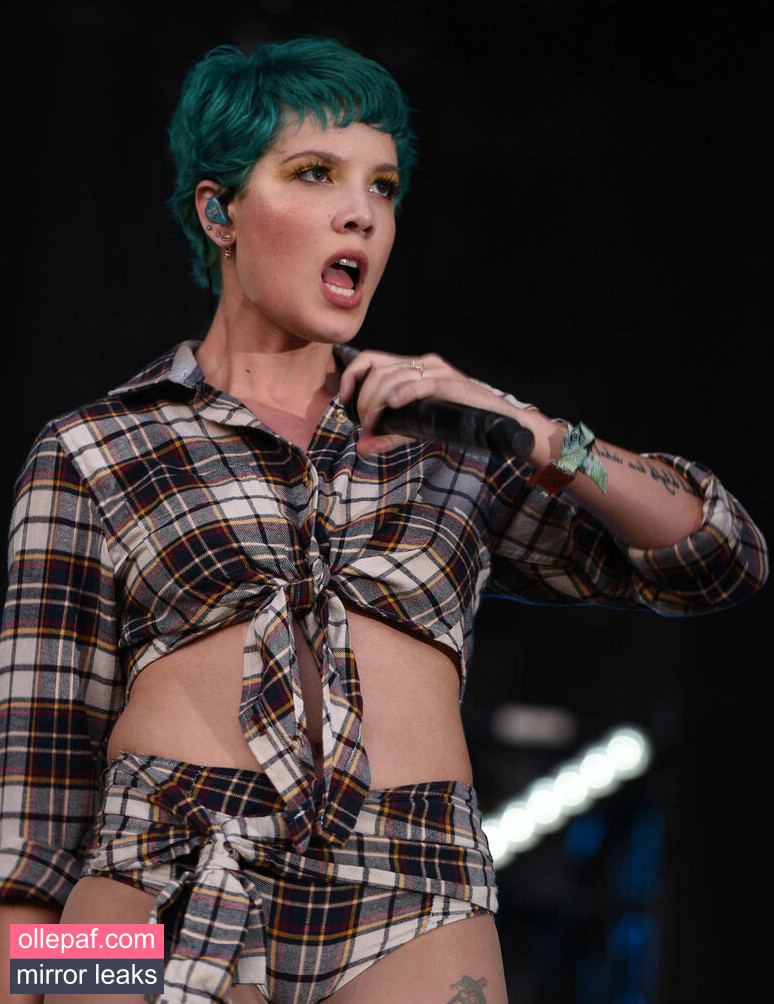 Latest Leaks Halsey Nude #369 - Fapello