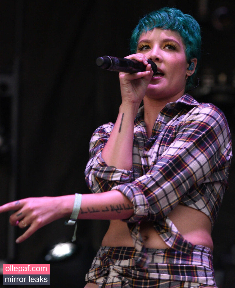 Latest Leaks Halsey Nude #386 - Fapello