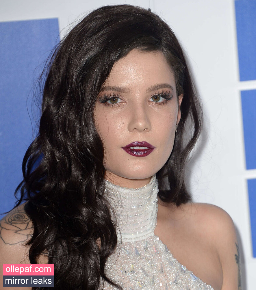 Latest Leaks Halsey Nude #391 - Fapello