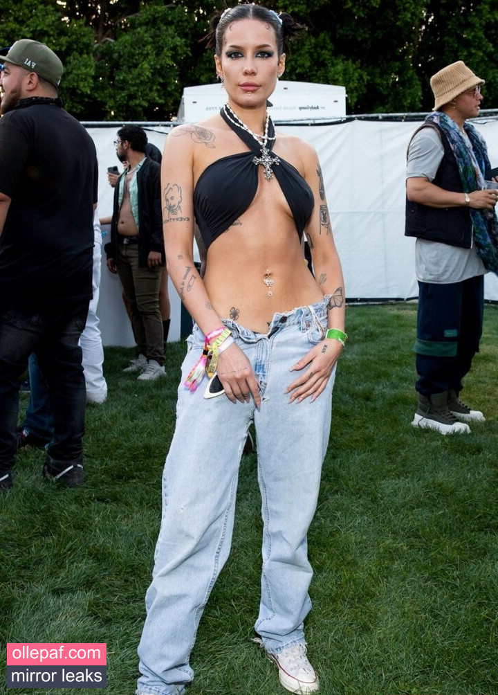 Latest Leaks Halsey Nude #504 - Fapello