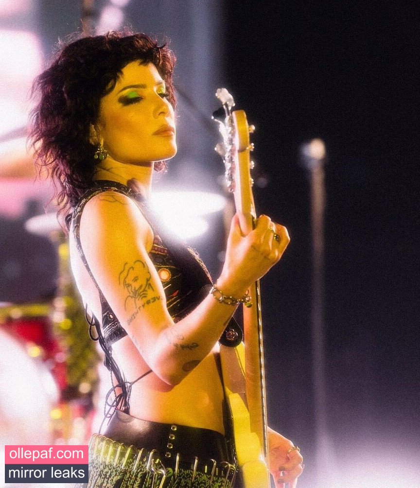 Latest Leaks Halsey Nude #588 - Fapello