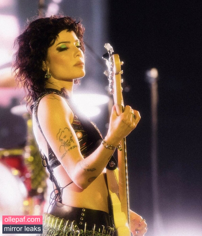 Latest Leaks Halsey Nude #590 - Fapello