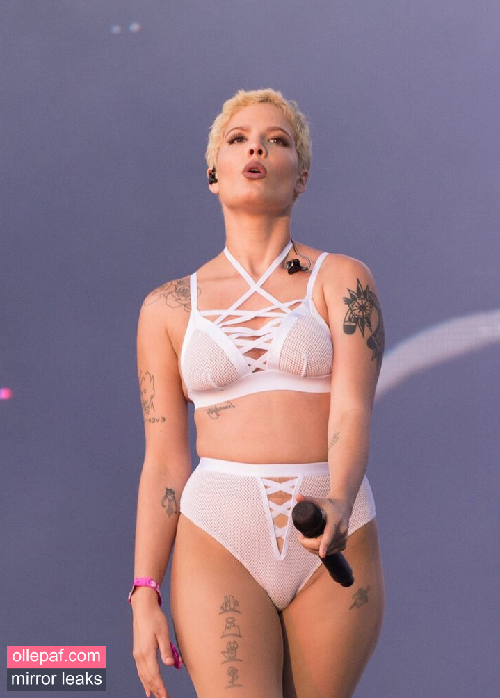 Latest Leaks Halsey Nude #656 - Fapello