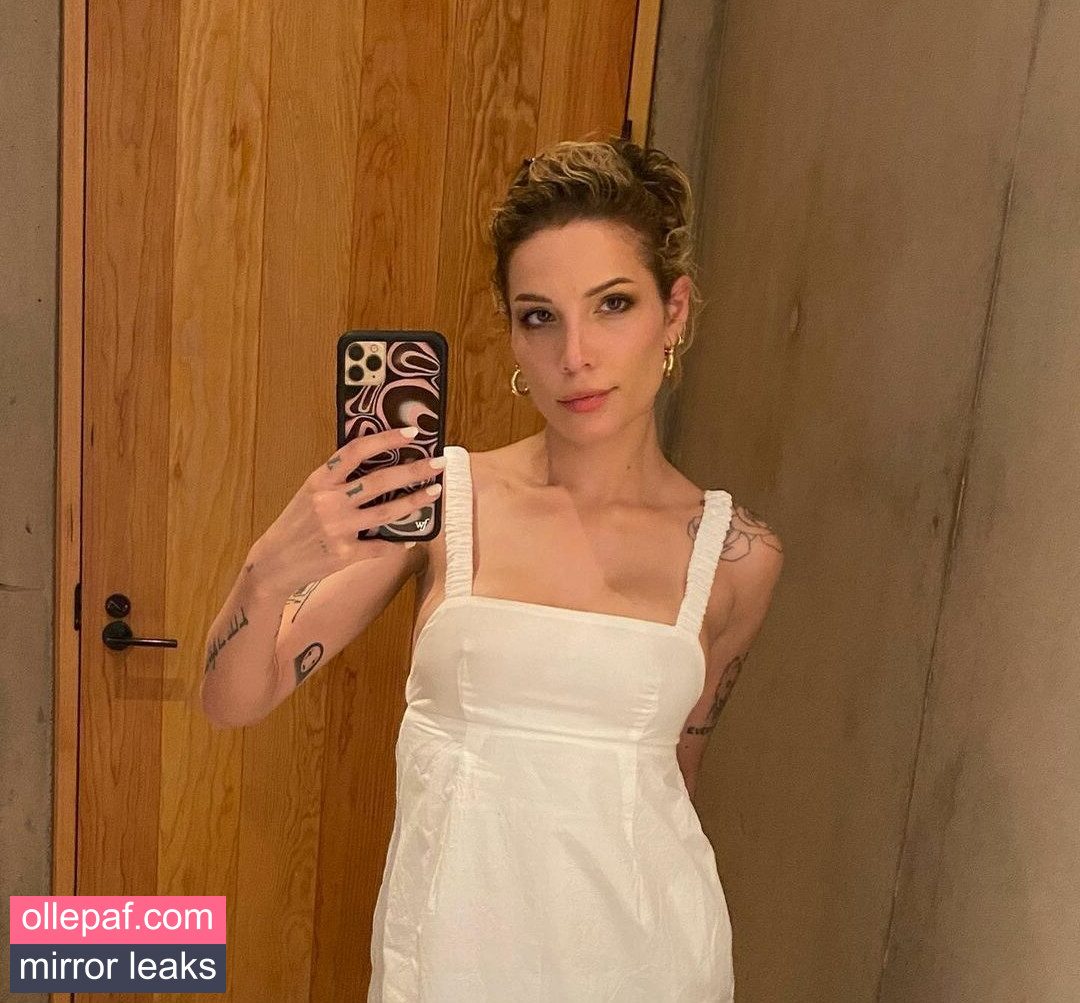 Latest Leaks Halsey Nude #859 - Fapello