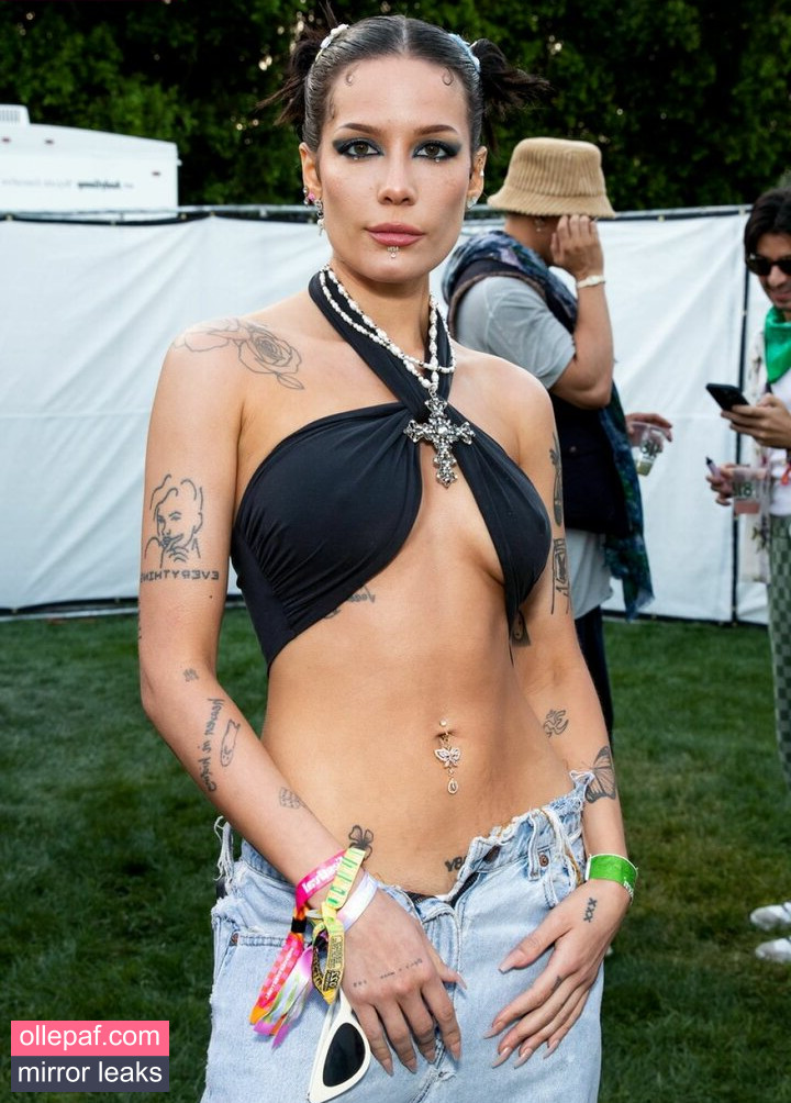 Latest Leaks Halsey Nude #871 - Fapello