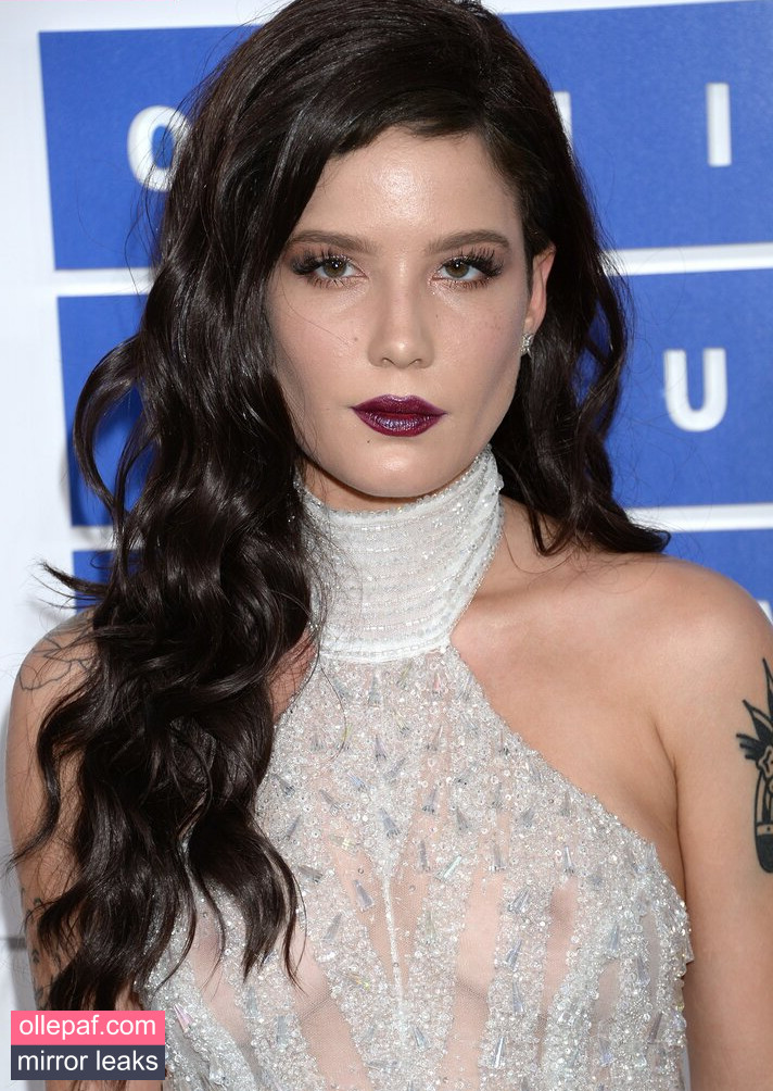 Latest Leaks Halsey Nude #895 - Fapello