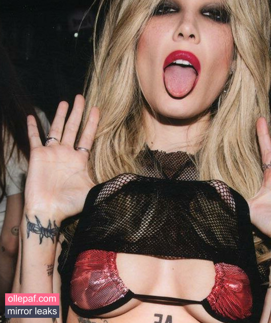 Latest Leaks Halsey Nude #901 - Fapello